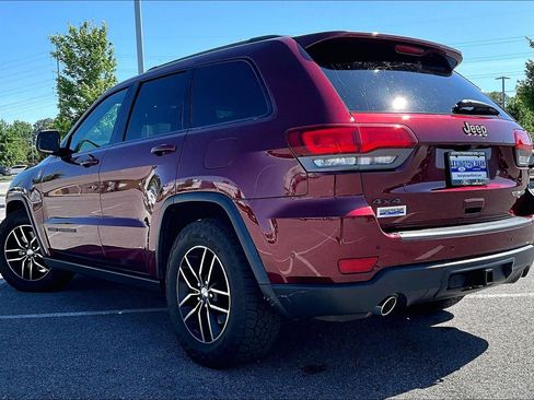 Used 2017 Jeep Grand Cherokee Trailhawk w/ Trailhawk Luxury Group AWD/4WD image 6