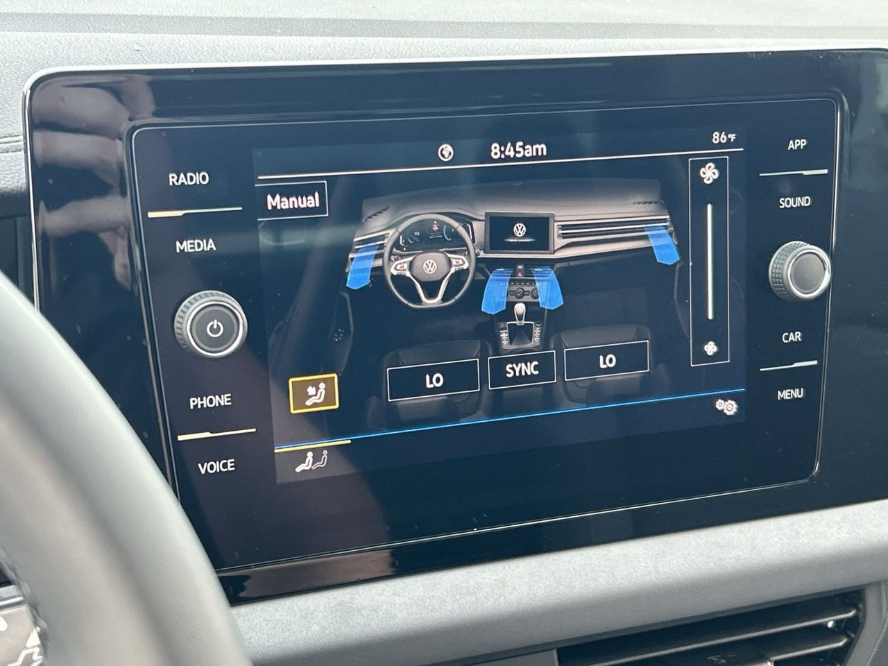 New 2027 Volkswagen Jetta SE FWD image 22