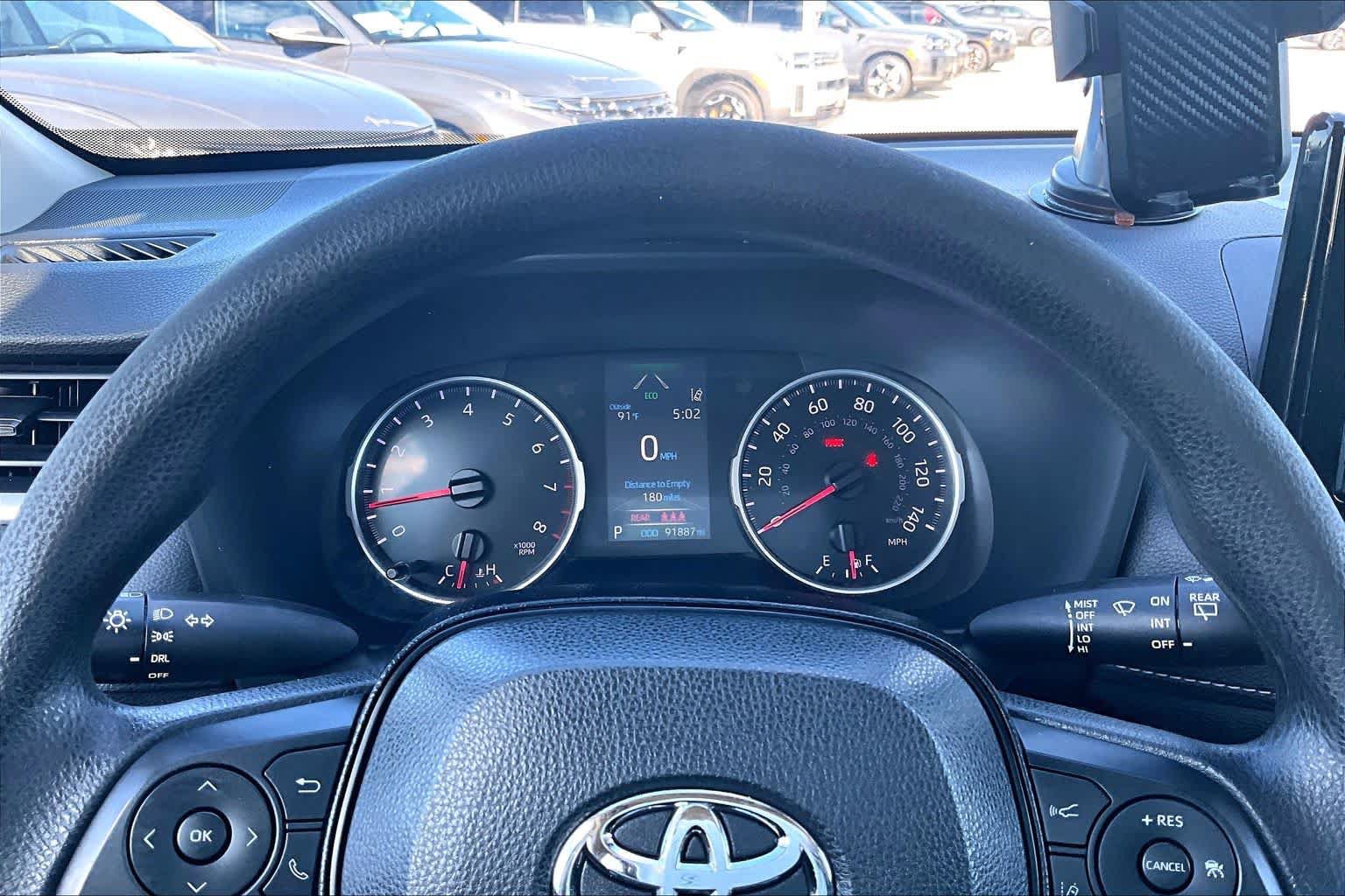 Used 2019 Toyota RAV4 LE FWD image 23