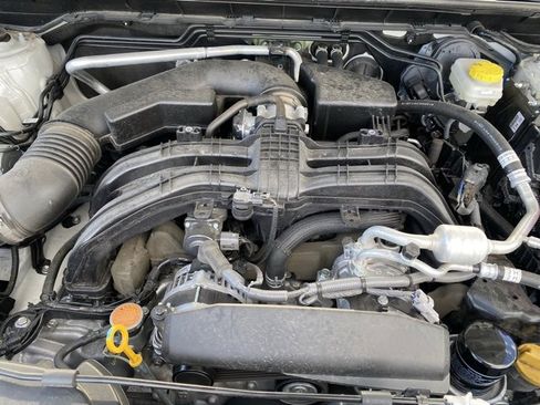 Certified 2025 Subaru Crosstrek 2.0i Premium image 25