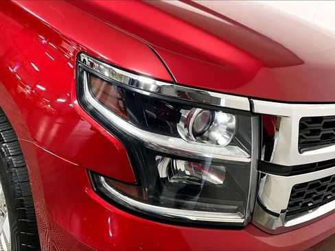 Used 2015 Chevrolet Suburban LT image 28