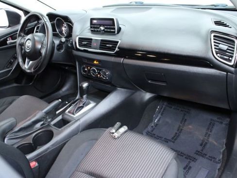 Used 2014 MAZDA MAZDA3 i Touring image 21