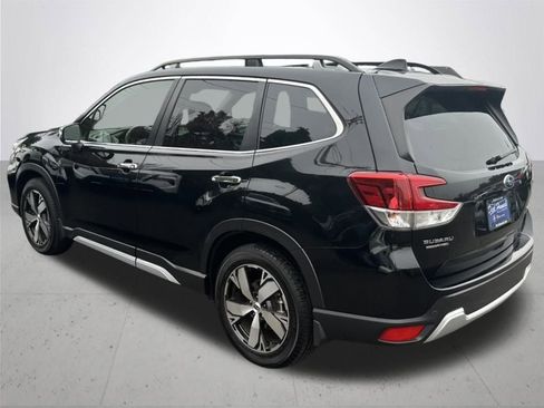 Used 2019 Subaru Forester Touring image 10