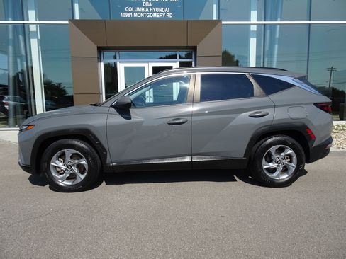 Used 2024 Hyundai Tucson SEL FWD image 2