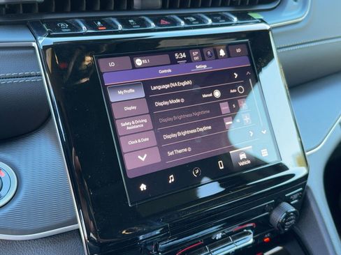 New 2025 Jeep Grand Cherokee L Laredo image 24