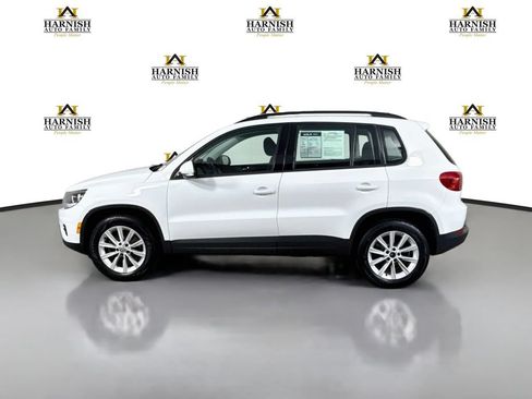 Used 2017 Volkswagen Tiguan Limited w/ Premium Package AWD/4WD image 4