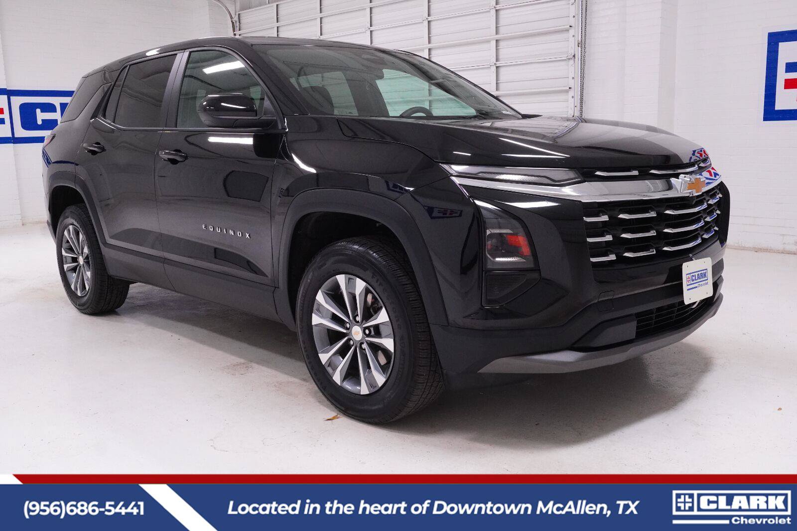 Used 2026 Chevrolet Equinox LT FWD image 4