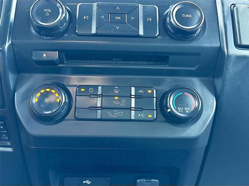 Used 2018 Ford F150 XL w/ Equipment Group 101A Mid image 16