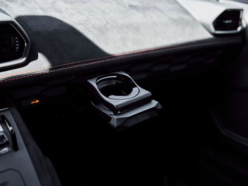 Used 2024 Lamborghini Huracan STO image 75