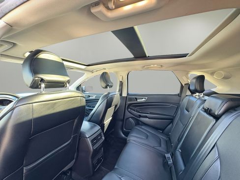 Used 2017 Ford Edge Titanium w/ Equipment Group 301A image 28