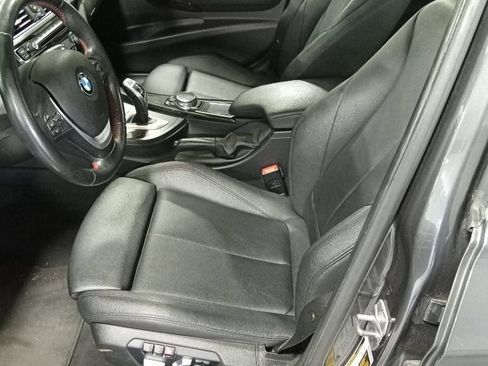 Used 2017 BMW 330i xDrive Sedan AWD/4WD image 9