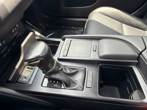 Used 2019 Lexus ES 350 w/ Premium Package FWD image 33