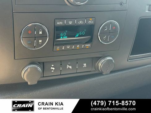 Used 2011 Chevrolet Silverado 1500 LT w/ Texas Edition RWD image 14