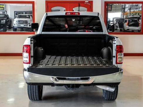 Used 2024 RAM 2500 Big Horn w/ Off Road Package AWD/4WD image 8