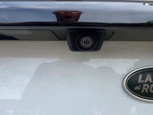 Used 2019 Land Rover Discovery Sport AWD/4WD image 38