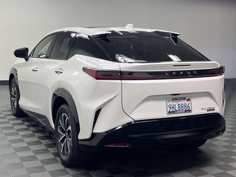 Used 2023 Lexus RZ 450e Premium w/ Technology Package AWD/4WD image 7