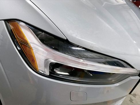 Certified 2024 Volvo XC60 T8 Ultimate w/ Climate Package image 30