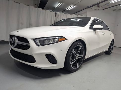 Used 2021 Mercedes-Benz A 220 image 5