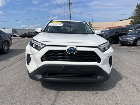Certified 2024 Toyota RAV4 LE AWD/4WD image 5