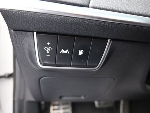 Used 2022 Kia Stinger GT-Line w/ Sun & Sound Package image 32