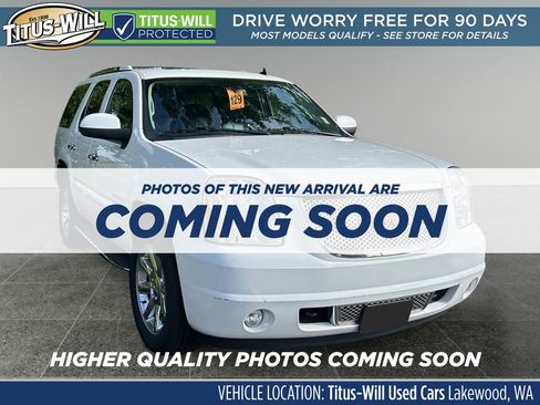 Used 2008 GMC Yukon Denali image 1