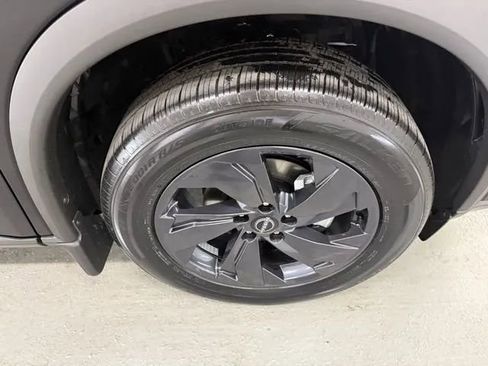 New 2026 Nissan Rogue SV image 4