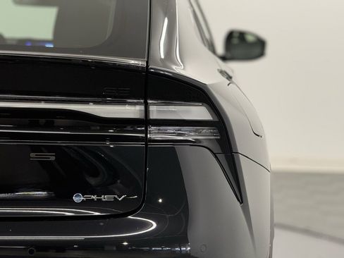 New 2026 Toyota Prius SE image 7