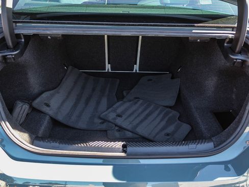 Used 2024 BMW 530i w/ Premium Package image 26