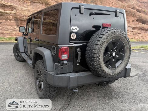 Used 2015 Jeep Wrangler Unlimited Sport w/ Quick Order Package 24S AWD/4WD image 11