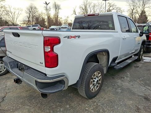 Used 2024 Chevrolet Silverado 2500 LT image 5