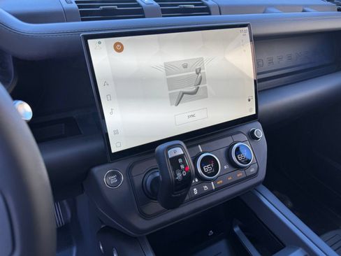 New 2026 Land Rover Defender 110 S AWD/4WD image 25