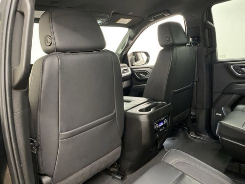 Used 2022 Chevrolet Tahoe LT image 15