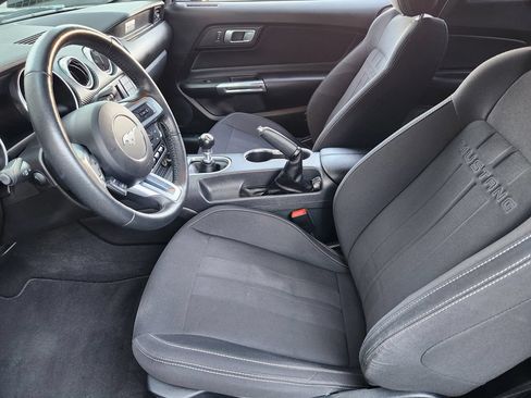Used 2021 Ford Mustang Coupe RWD image 10