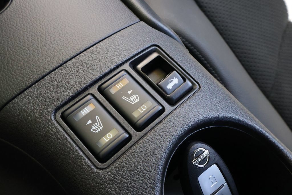 Used 2023 Nissan Z w/ Floor Mat Package (L93) RWD image 29
