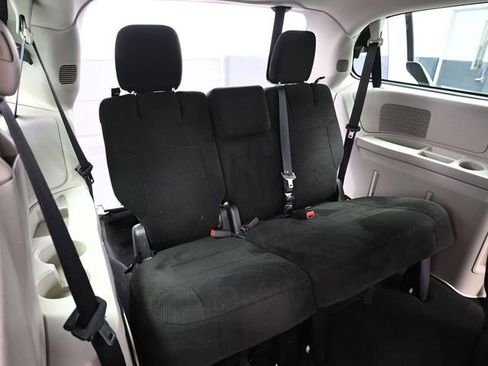 Used 2012 Dodge Grand Caravan American Value Package image 34