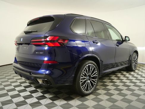 Used 2026 BMW X5 sDrive40i w/ Executive Package RWD image 3