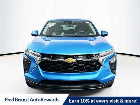 New 2026 Chevrolet Trax LS w/ LS Convenience Package image 2