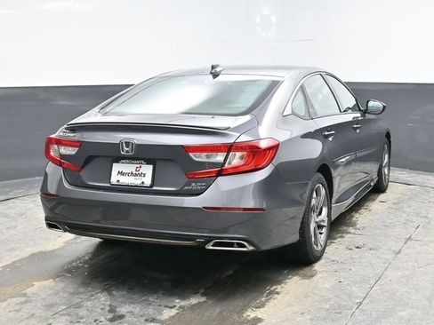 Used 2018 Honda Accord Sport image 6