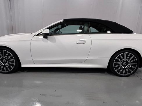 Used 2024 Mercedes-Benz CLE 300 4MATIC Cabriolet image 8