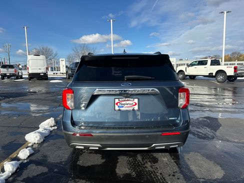 Certified 2020 Ford Explorer XLT w/ Equipment Group 202A image 7