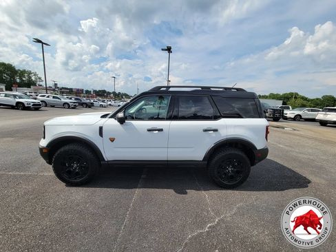 Used 2026 Ford Bronco Sport Badlands w/ Sasquatch Badlands Package AWD/4WD image 2