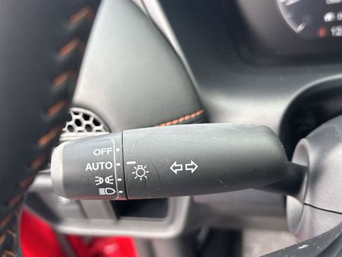 Used 2025 Honda HR-V Sport image 23