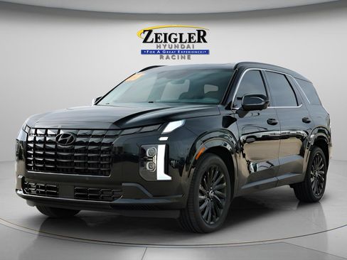 Used 2025 Hyundai Palisade Calligraphy AWD/4WD image 3