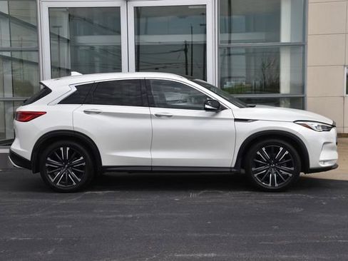 Used 2021 INFINITI QX50 Luxe w/ Appearance Package AWD/4WD image 6