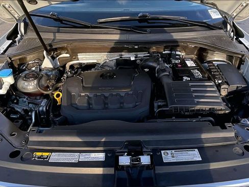 Used 2019 Volkswagen Tiguan SEL Premium w/ 3rd Row Seat Package image 12