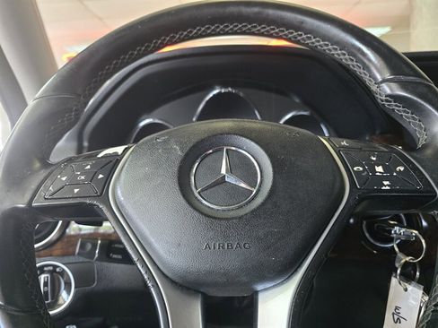 Used 2013 Mercedes-Benz GLK 350 2WD w/ Multimedia Pkg image 22