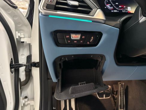 Used 2021 BMW M3 Competition w/ Executive Package image 18