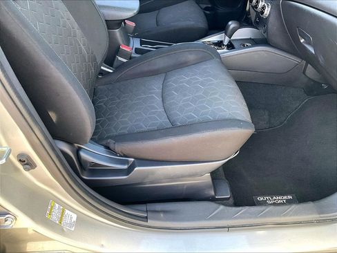 Used 2024 Mitsubishi Outlander Sport ES AWD/4WD image 34