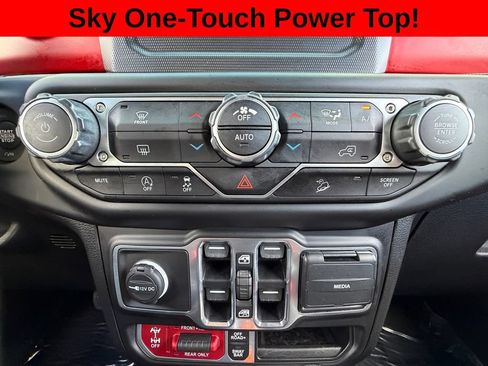 Used 2021 Jeep Wrangler Unlimited Rubicon AWD/4WD image 28
