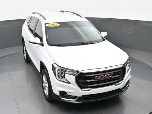 Used 2023 GMC Terrain SLE w/ Driver Convenience Package image 41